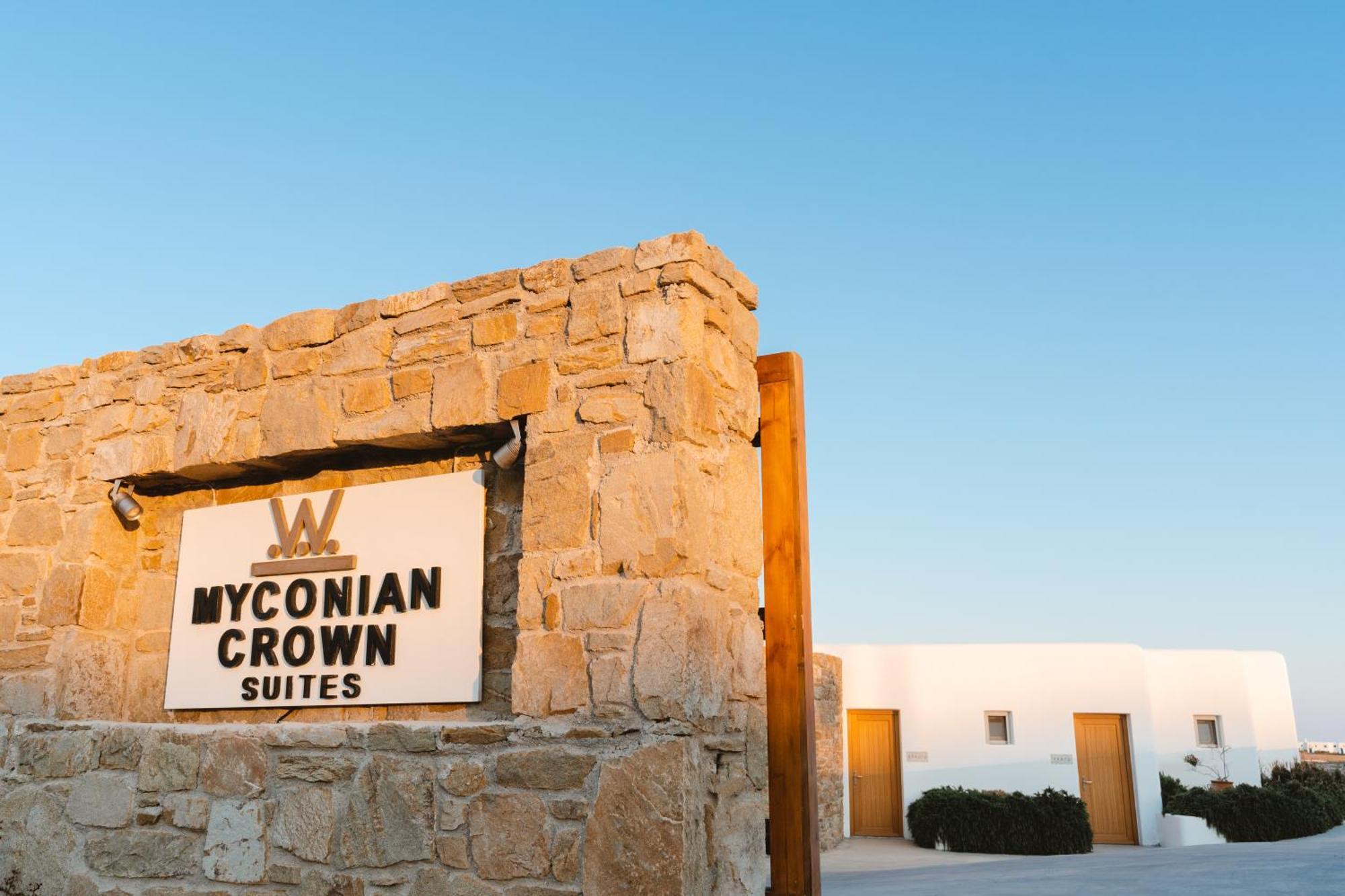 Myconian Crown Suites 칼라파티스 외부 사진
