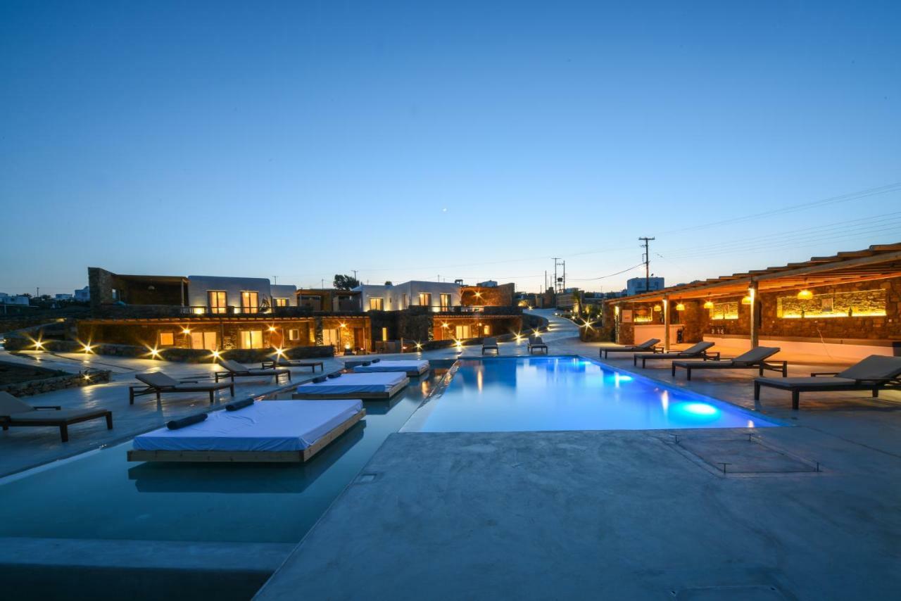 Myconian Crown Suites 칼라파티스 외부 사진